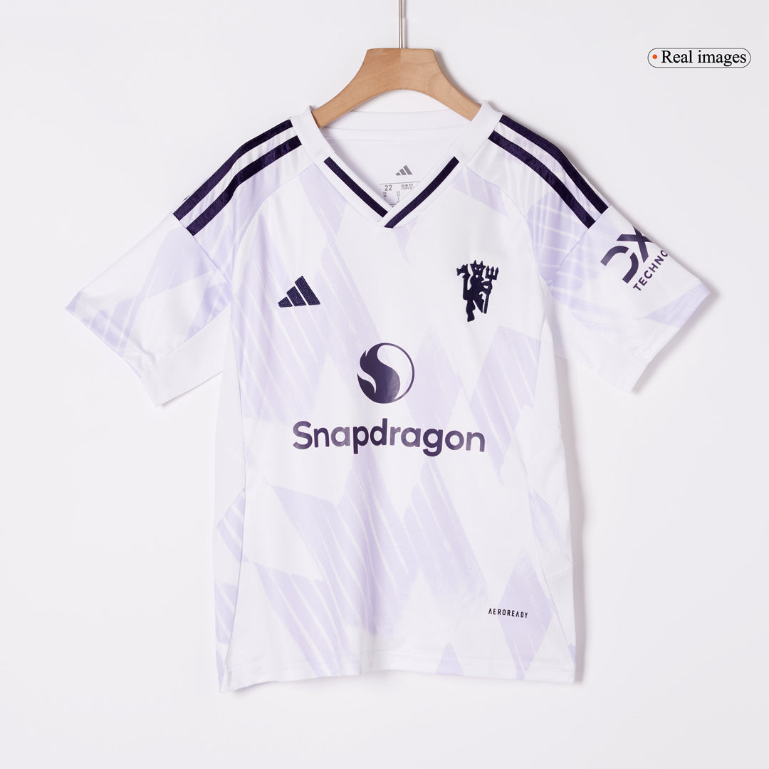 ManU Kinder Trikot Komplett-Set Auswärts 2025/26 – Bild 14