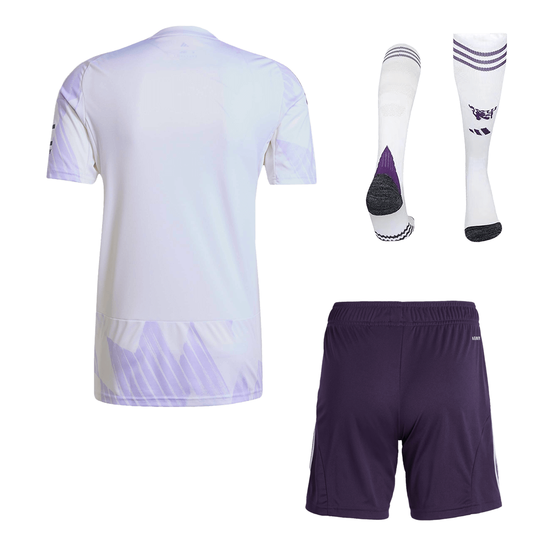 Kit completo da trasferta Manchester United 2025/26