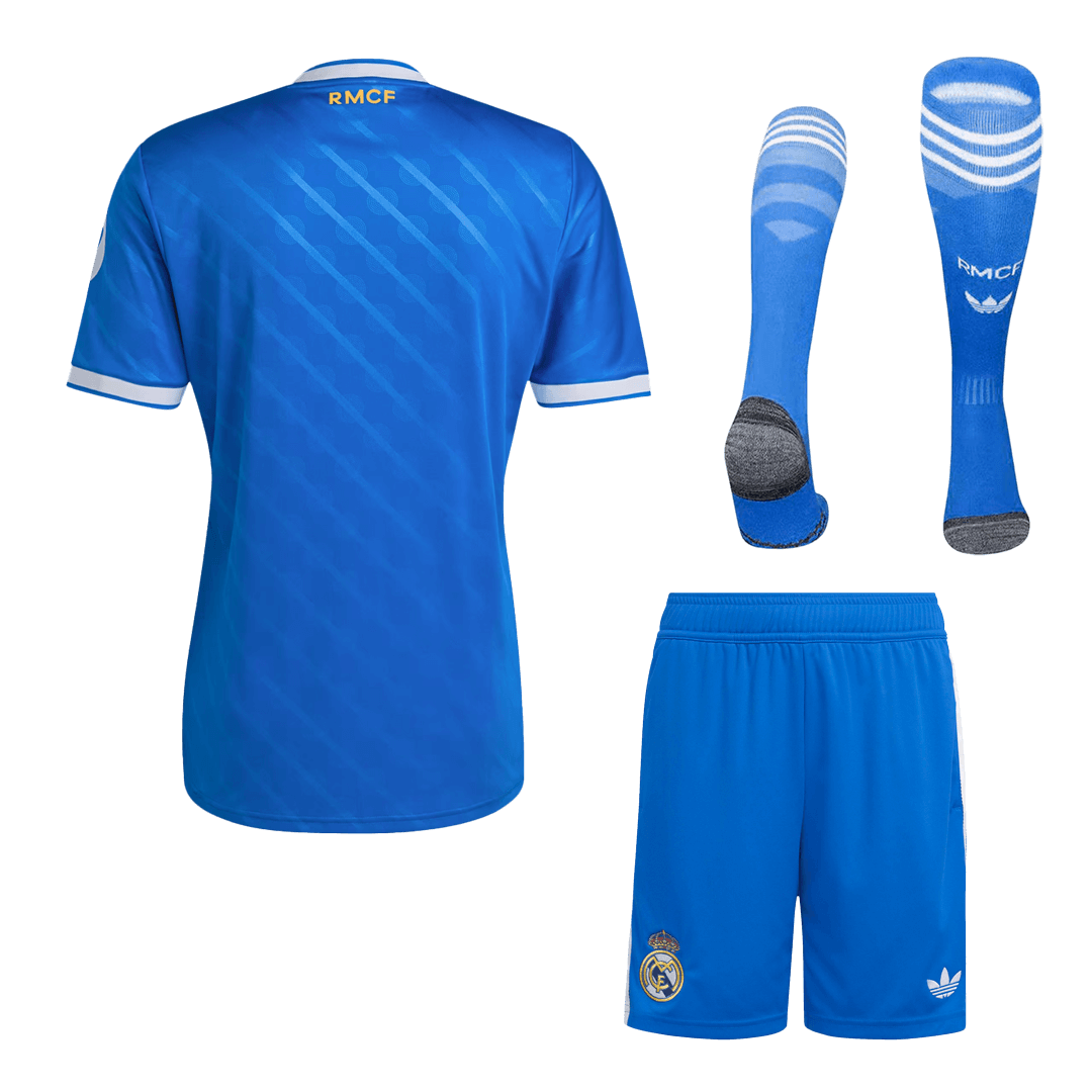 Kit completo da trasferta 2025/26 dei Blancos