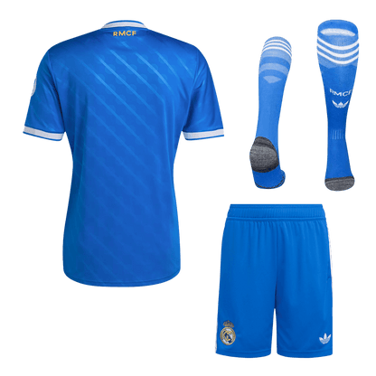 Kit completo da trasferta 2025/26 dei Blancos