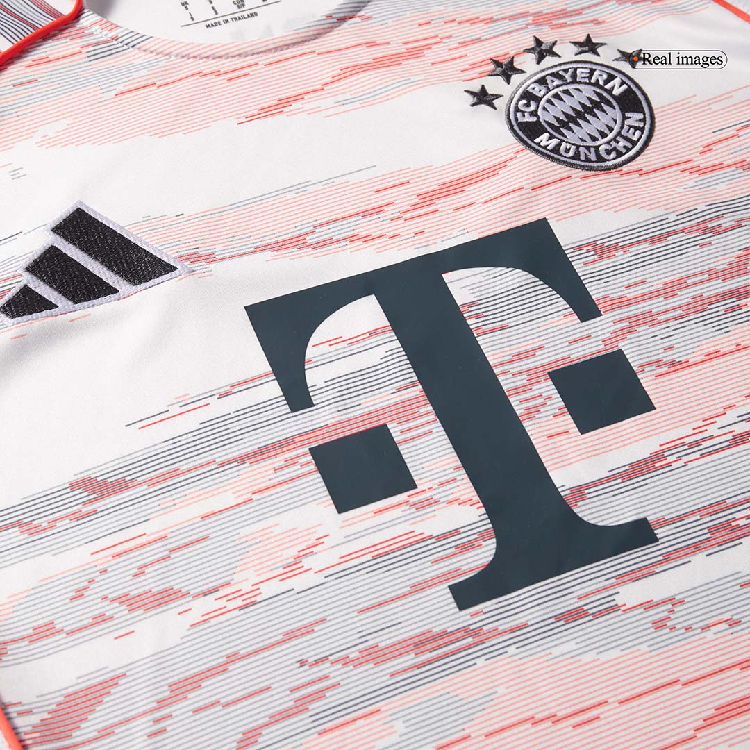 Set maglia Bayern Monaco trasferta 2025/26